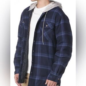 NWT Wrangler Men's Flannel Quilted Shacket Hoodie Size M
